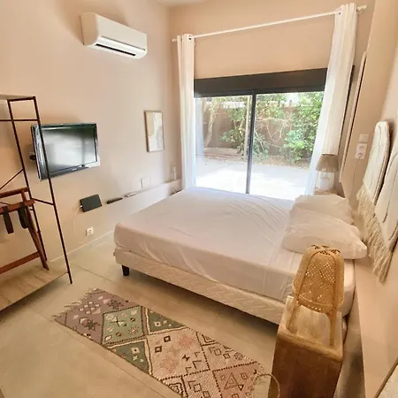 Comfortable With Nice Balcony 몽펠리에